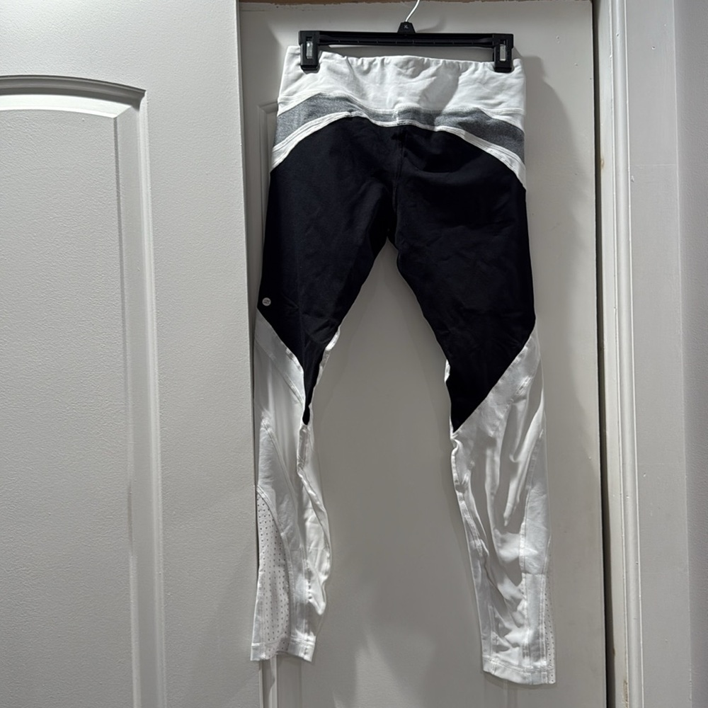 Vimmia Activewear Allegiance Legging‎ - Picture 10 of 10